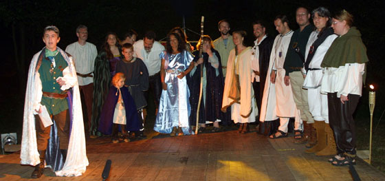 Die Naturgeister beim Fest des Friedens 2004